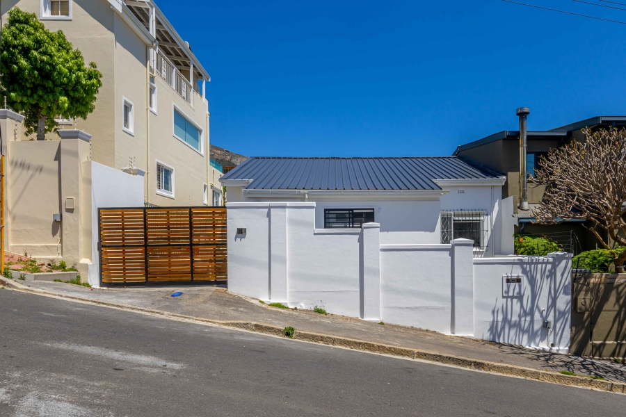 To Let 2 Bedroom Property for Rent in Sea Point Western Cape